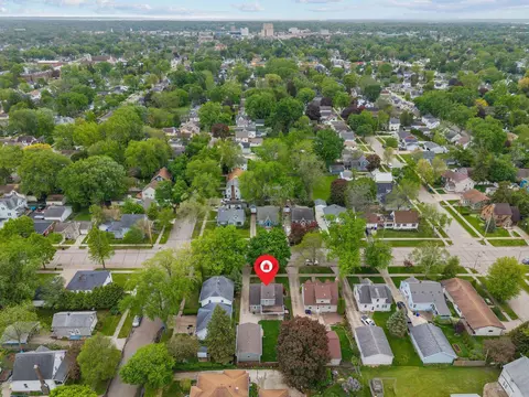 View/Area - 208 W Parkway Blvd, Appleton, WI 54911 photo 6 of 7