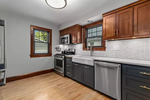 Kitchen - 208 W Parkway Blvd, Appleton, WI 54911 photo 3 of 5