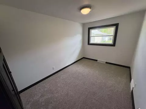 Bedroom - 833 W Browning St, Appleton, WI 54914 photo 4 of 4