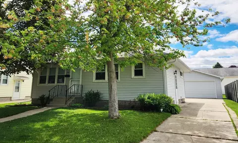 386 18th St, Fond Du Lac, WI 54935