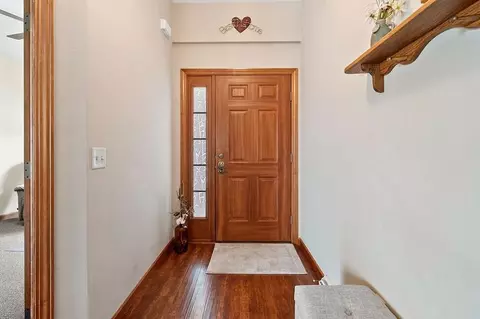 Entry Way - 5529 W Brookview Dr, Appleton, WI 54913 photo 2 of 2