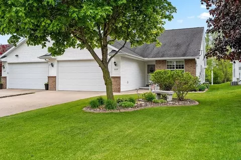 Exterior - 5529 W Brookview Dr, Appleton, WI 54913 photo 2 of 7