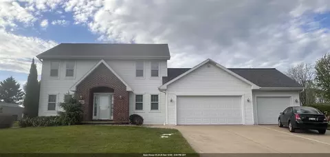 2704 Brookview Dr, Green Bay, WI 54313
