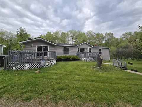 625 N Semrow Rd, Coloma, WI 54930