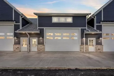 840 S 18th Ave #8, Sturgeon Bay, WI 54235