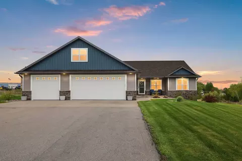 458 High Ridge Trl, Pulaski, WI 54162