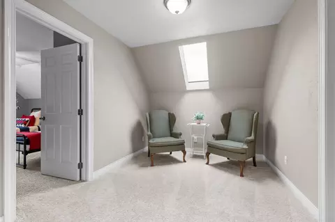 Entry Way - 4916 N Silentwind Way, Appleton, WI 54913 photo 8 of 9