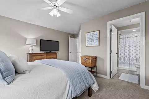 Bedroom - 4916 N Silentwind Way, Appleton, WI 54913 photo 6 of 8