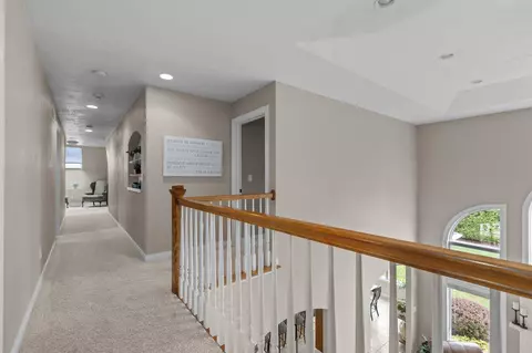 Entry Way - 4916 N Silentwind Way, Appleton, WI 54913 photo 7 of 9