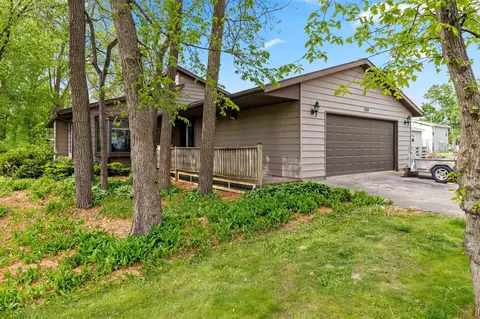 524 E Ontario St, Omro, WI 54963