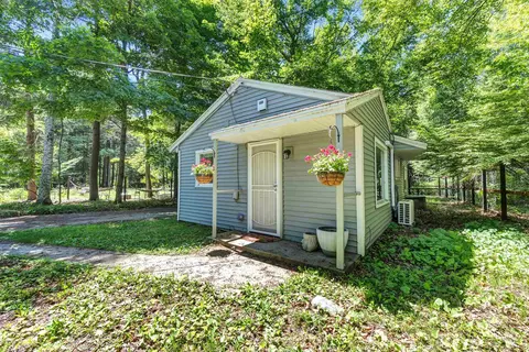 1059 Tacoma Beach Rd, Sturgeon Bay, WI 54235