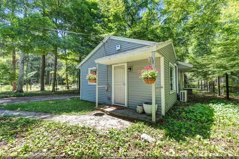 1059 Tacoma Beach Rd, Sturgeon Bay, WI 54235