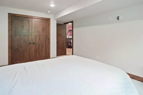 Bedroom - 2759 County Road Ee, Abrams, WI 54101 photo 7 of 9