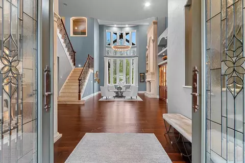 Entry Way - 6830 N Purdy Pkwy, Appleton, WI 54913 photo 1 of 3