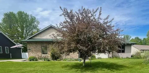 4315 N Skyway Ln, Appleton, WI 54913