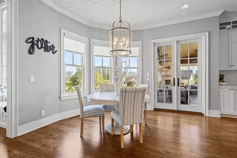 Dining - 2427 E Highpond Xing, Appleton, WI 54913 photo 1 of 4