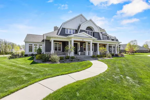 Exterior - 2427 E Highpond Xing, Appleton, WI 54913 photo 12 of 12