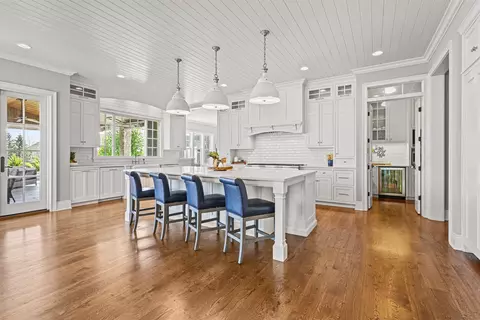 Kitchen - 2427 E Highpond Xing, Appleton, WI 54913 photo 1 of 7