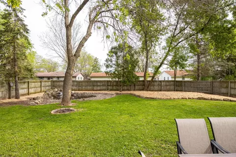 1548 E Moon Beam Trl, Appleton, WI 54915 | MLS# 50325972 | 26 Photos ...