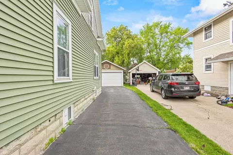 Exterior - 808 E Hancock St, Appleton, WI 54911 photo 9 of 21