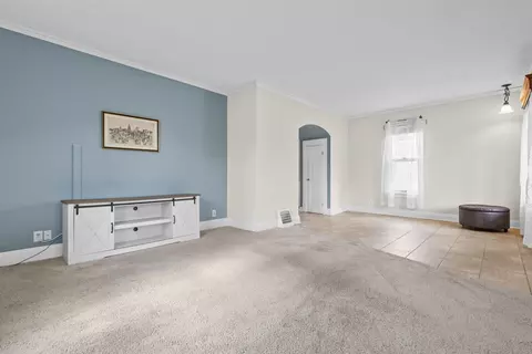 Living - 808 E Hancock St, Appleton, WI 54911 photo 4 of 7