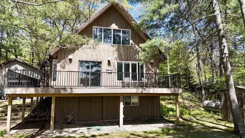 n1433 Rainbow Road, Keshena, WI 54135