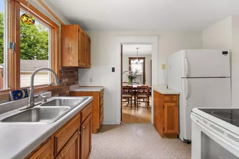 Kitchen - 1631 N Alvin St, Appleton, WI 54911 photo 2 of 2