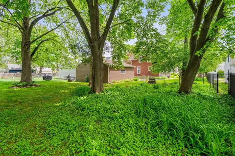 Exterior - 1631 N Alvin St, Appleton, WI 54911 photo 7 of 8