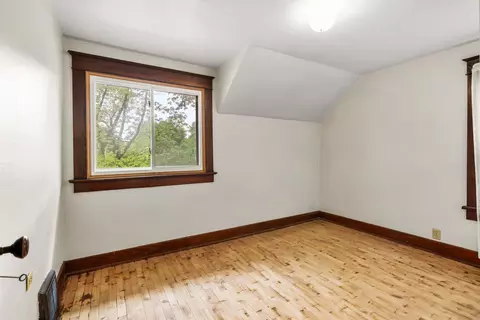 Bedroom - 1631 N Alvin St, Appleton, WI 54911 photo 4 of 9