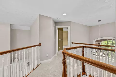 Entry Way - 424 E Tallgrass Dr, Appleton, WI 54913 photo 5 of 7