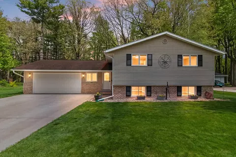 247 Northridge Dr, Shawano, WI 54166