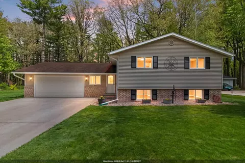247 Northridge Dr, Shawano, WI 54166