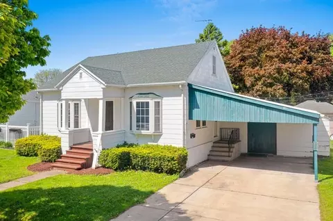 521 Newhall St, Green Bay, WI 54301