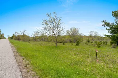 bluff court, Sturgeon Bay, WI 54235