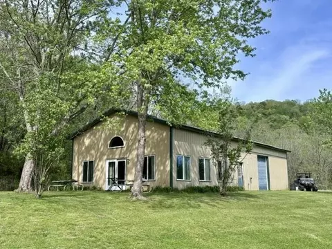 50792 Haney Valley Rd, Gays Mills, WI 54631