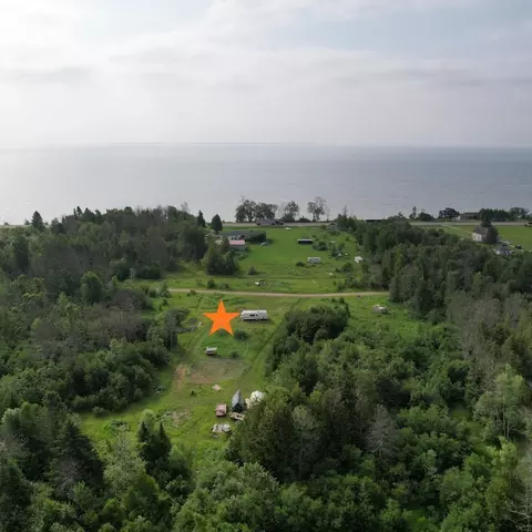 State Hwy M-35, Menominee, MI 49858