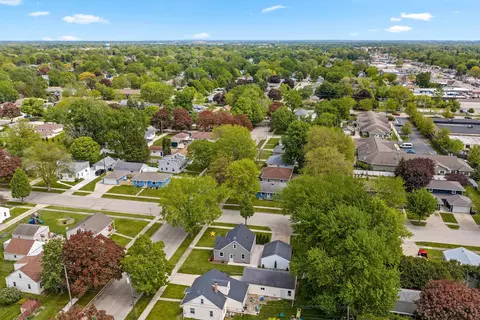 View/Area - 1405 W Brewster St, Appleton, WI 54914 photo 7 of 7
