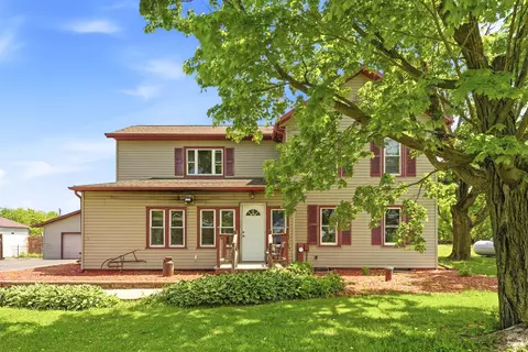 n5460 Collier Road, New London, WI 54961