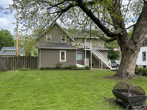 Exterior - 551 N State St, Appleton, WI 54911 photo 4 of 4