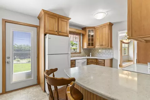 Kitchen - 2627 W Heather Ave, Appleton, WI 54914 photo 1 of 2