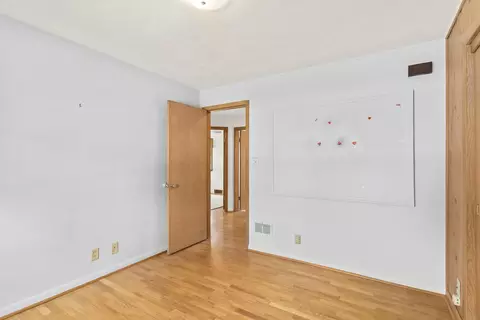 Bedroom - 2627 W Heather Ave, Appleton, WI 54914 photo 2 of 7