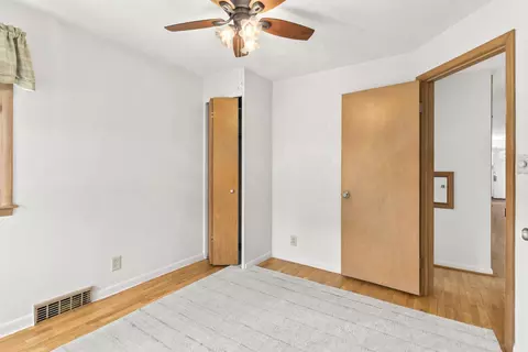 Bedroom - 2627 W Heather Ave, Appleton, WI 54914 photo 7 of 7