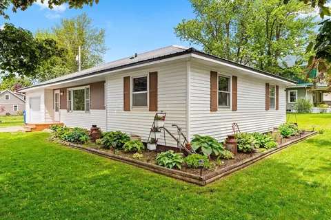 101 W Cedar St, Bonduel, WI 54107