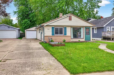 715 Division St, Neenah, WI 54956