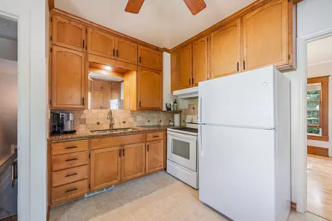 Kitchen - 110 E Dall St, Appleton, WI 54911 photo 3 of 4
