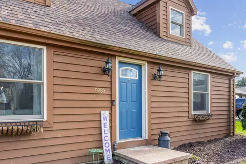 Exterior - 3033 E Canary St, Appleton, WI 54915 photo 5 of 12