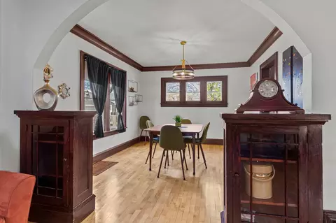 Dining - 1028 W Summer St, Appleton, WI 54914 photo 2 of 3