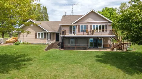 w337 County Highway E, Neshkoro, WI 54960