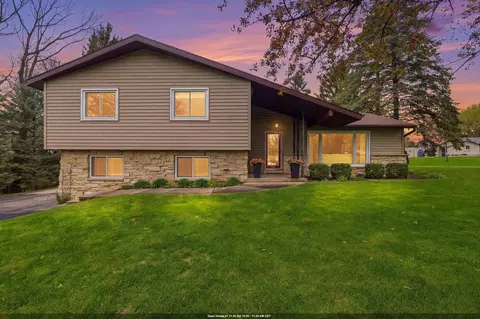 w13851 Skyline Circle, Ripon, WI 54971
