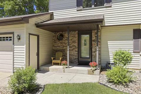 Exterior - 3501 N Morrison St, Appleton, WI 54911 photo 2 of 7